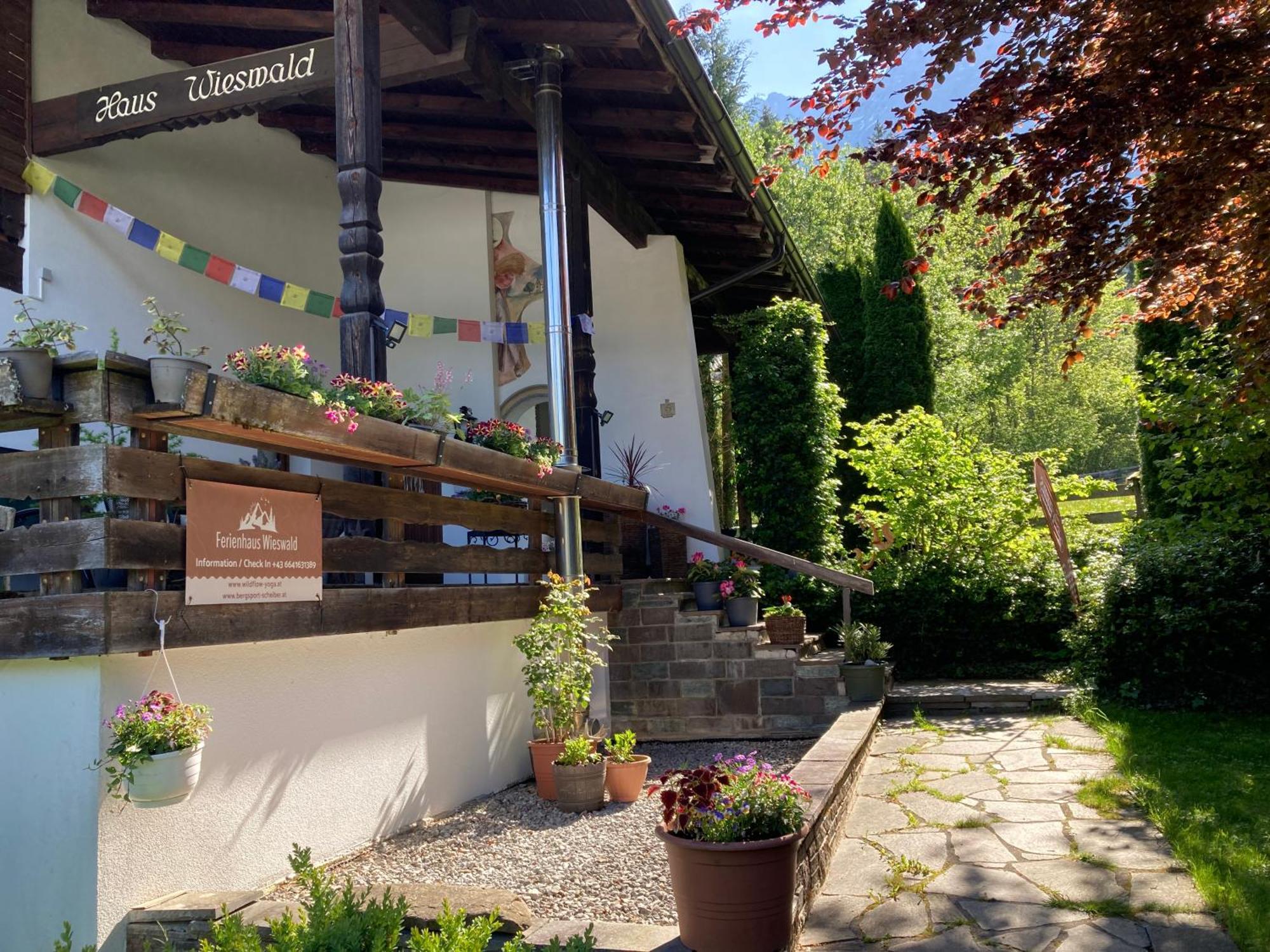 Ferienhaus Wieswald Ehrwald Ruang foto